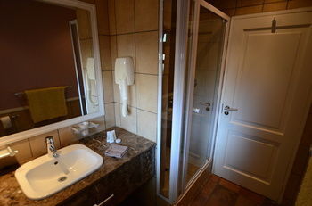 Norscot Manor Guest Lodge Sandton Ngoại thất bức ảnh